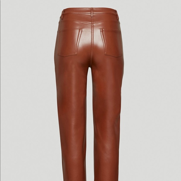Melina Pant
High-waisted, Vegan Leather pants, regular length - Picture 2 of 6